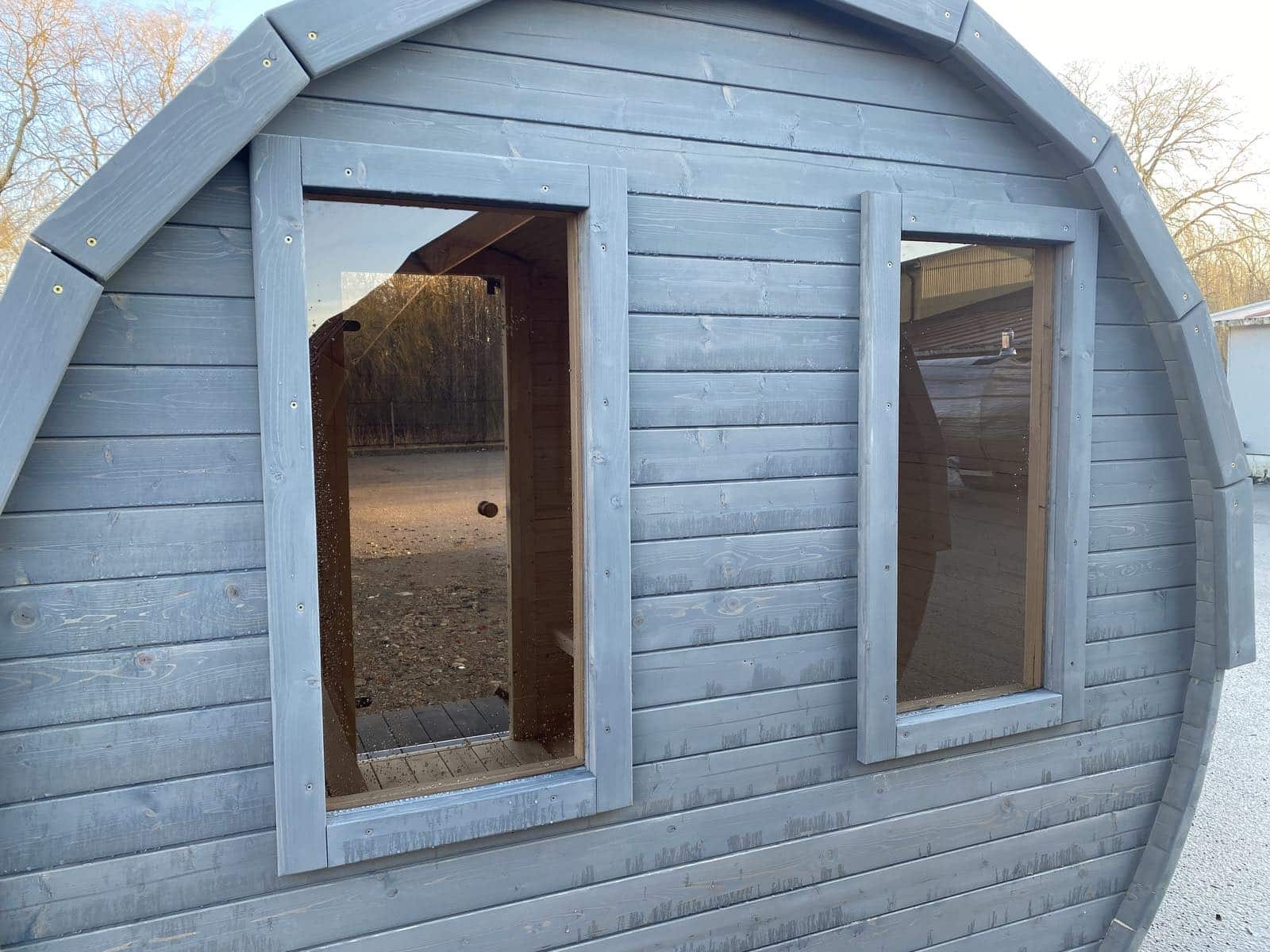 2-sauna-windows