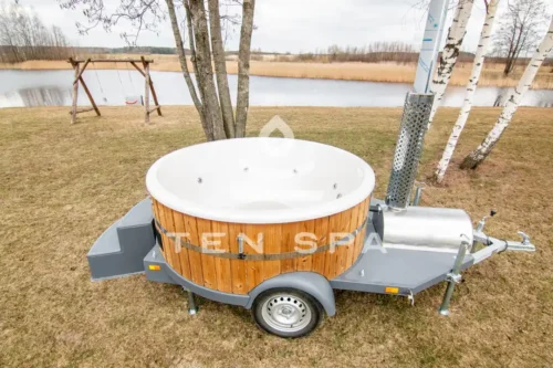 Tarkine hot tub integrated on trailer without cover