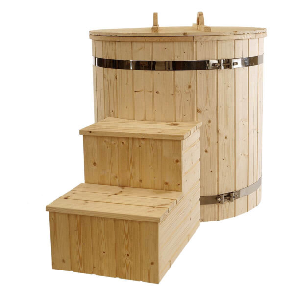 Cold tub with steps